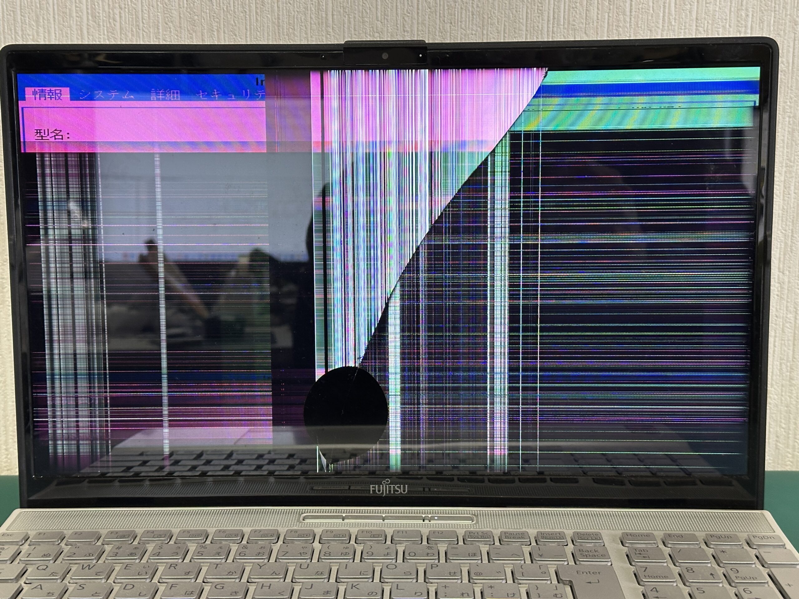 FMVA45F3GCの液晶パネル割れ