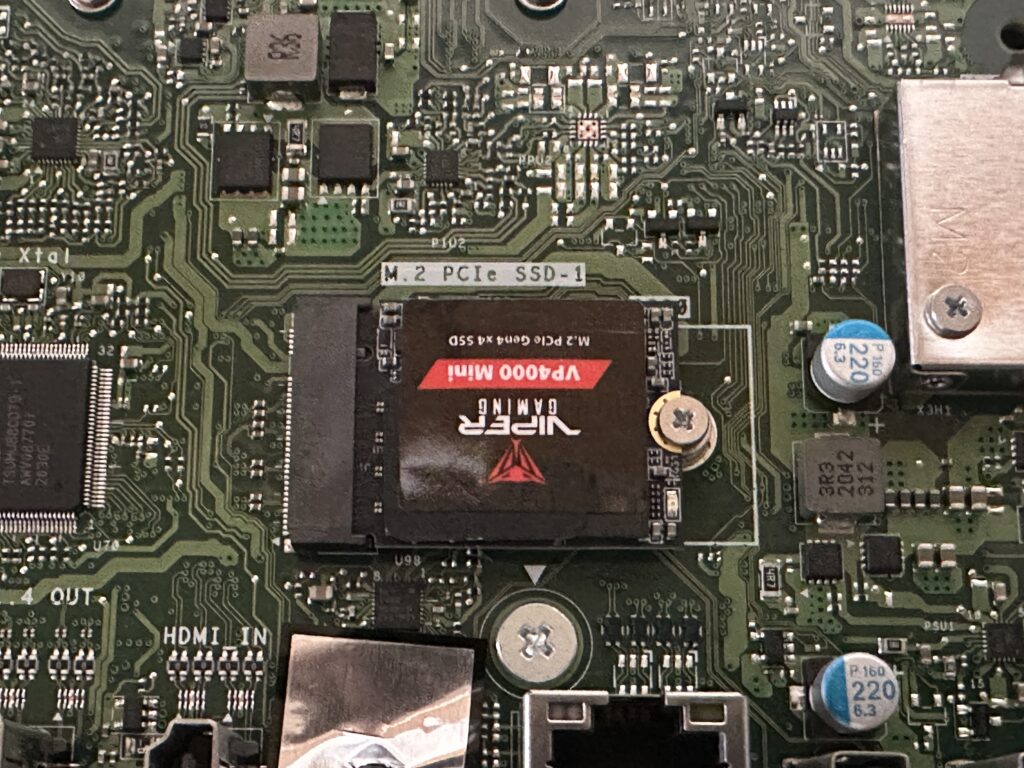 SSDを交換しました