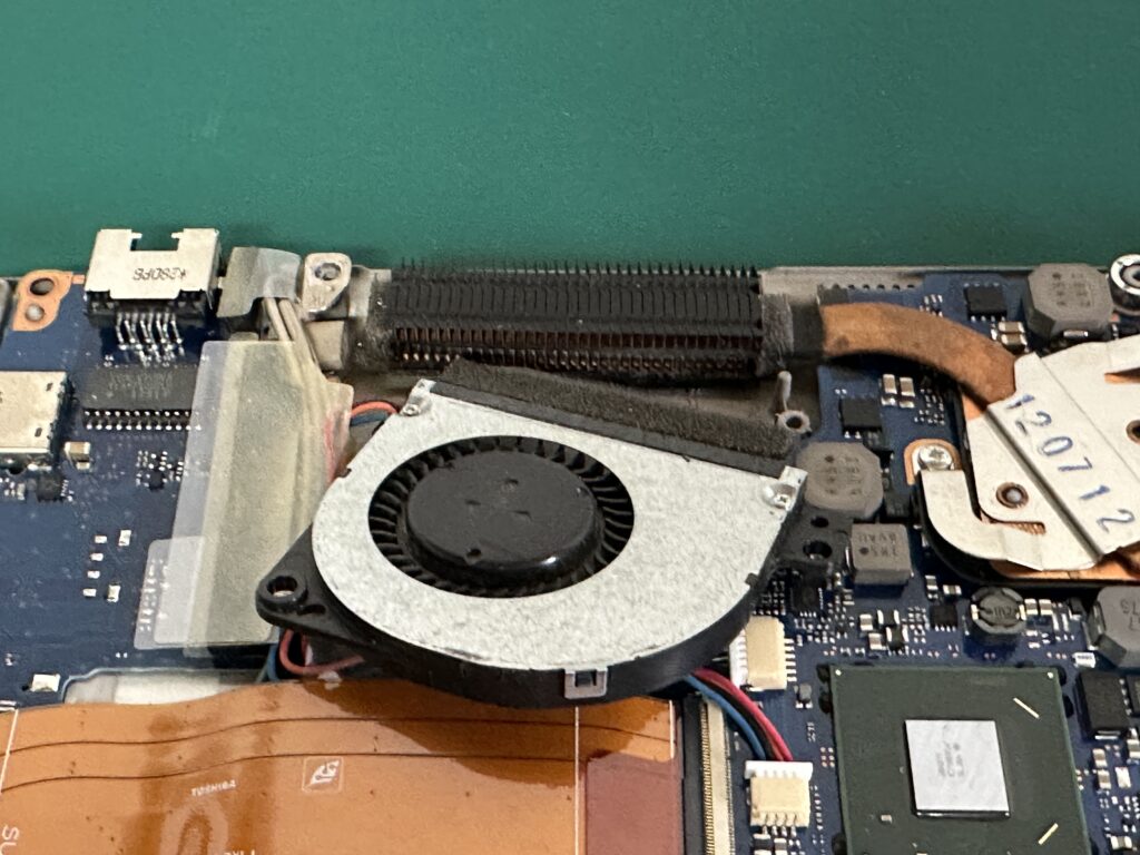 ファン回り清掃後