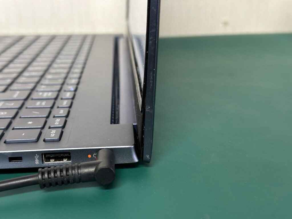 修理完了後の様子。しっかり自立しています。