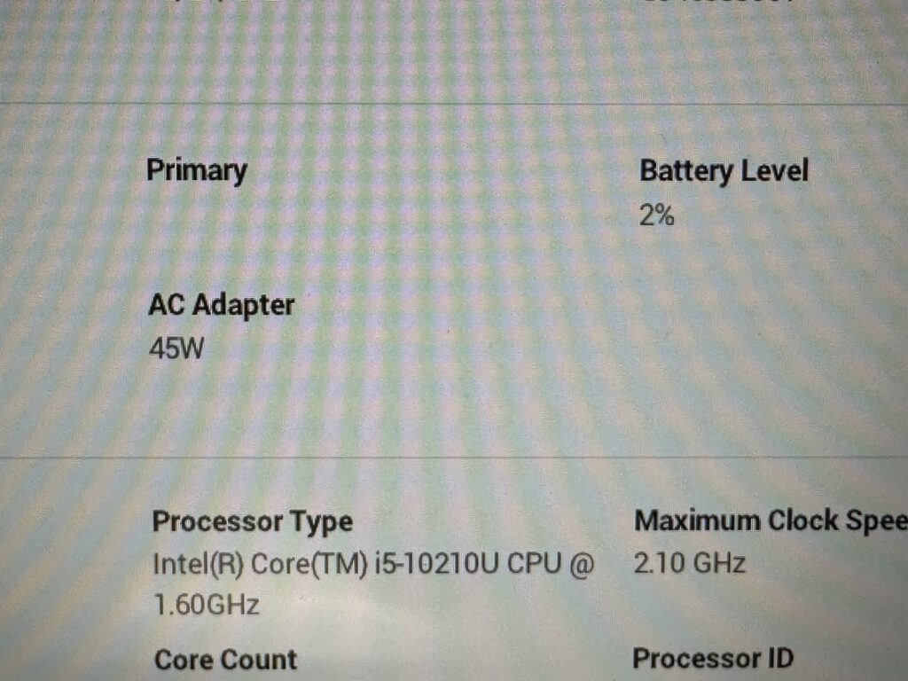 Inspiron 3510 ワット数を認識し、受電開始したところ
