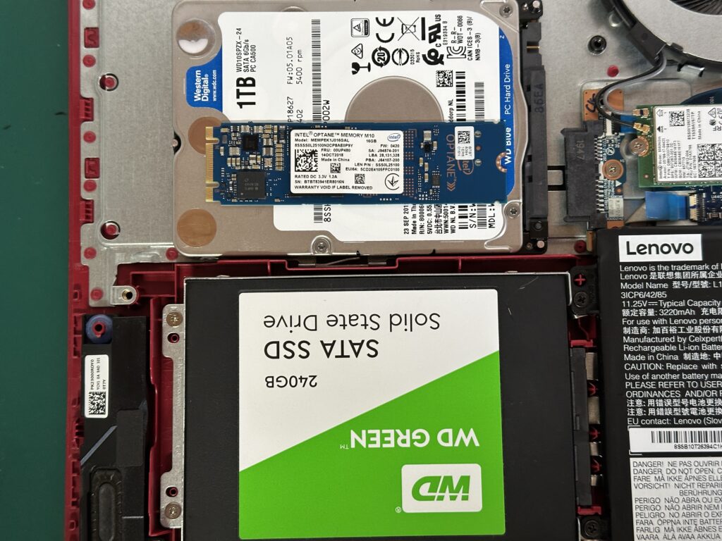 PC-NS300NAR SSDに入れ替えした状態。