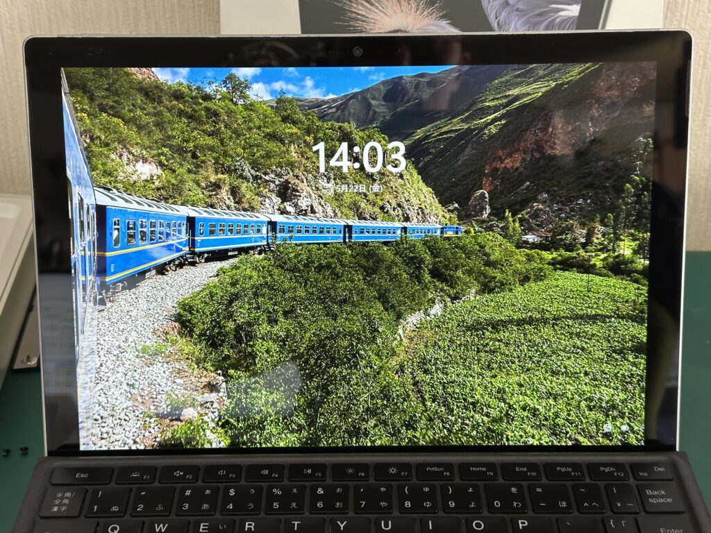 Surface Pro 5の作業完了後の様子。